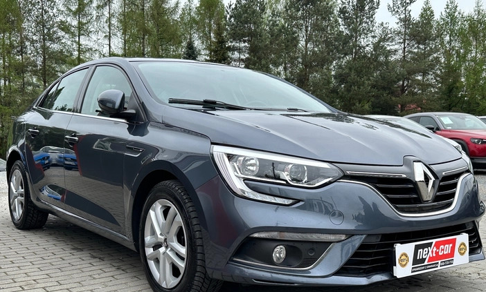 Renault Megane cena 53900 przebieg: 103850, rok produkcji 2020 z Garwolin małe 106
